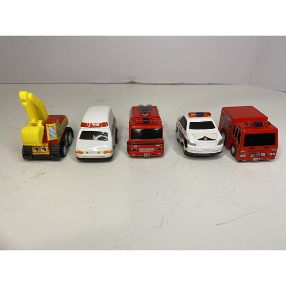 Lot 5 Toy Cars Emergency Vehicles Fire Truck Police Earth Mover Ambulance - Picture 3 of 7